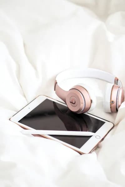 Beyond the Boost Button: Creative Facebook Ad Strategies Anyone Can Resell & Use Cover